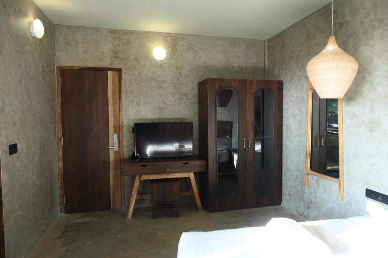 Ukiyo Beach Resort マンドレム エクステリア 写真