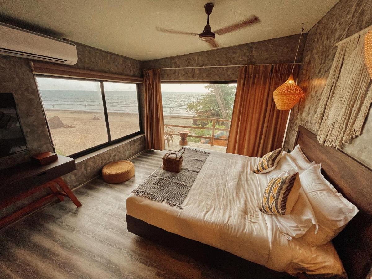 Ukiyo Beach Resort マンドレム エクステリア 写真
